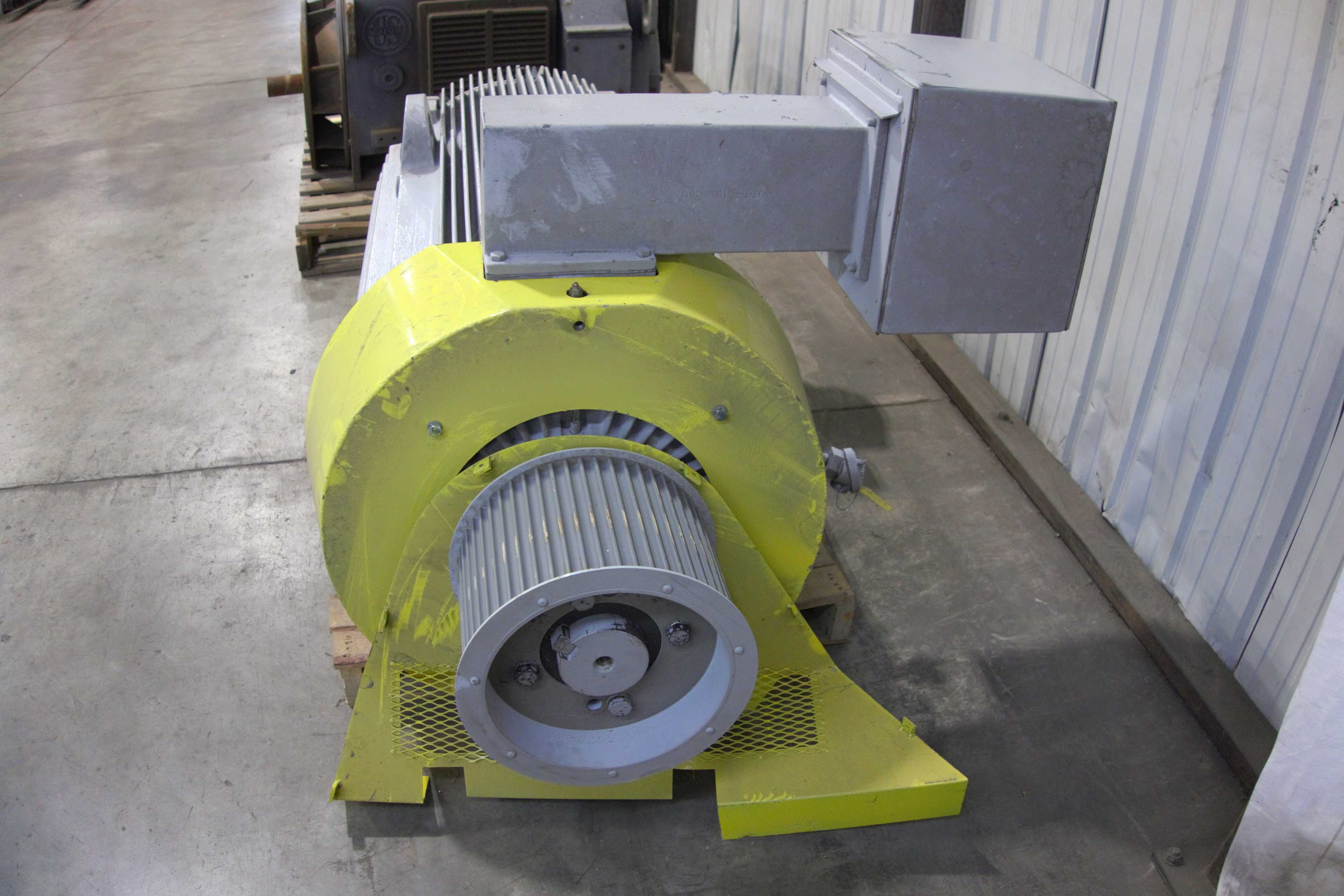 SKU 1788084 - RELIANCE ELECTRIC RW000341-DL DUTY MASTER LARGE AC MOTOR - AC MOTOR