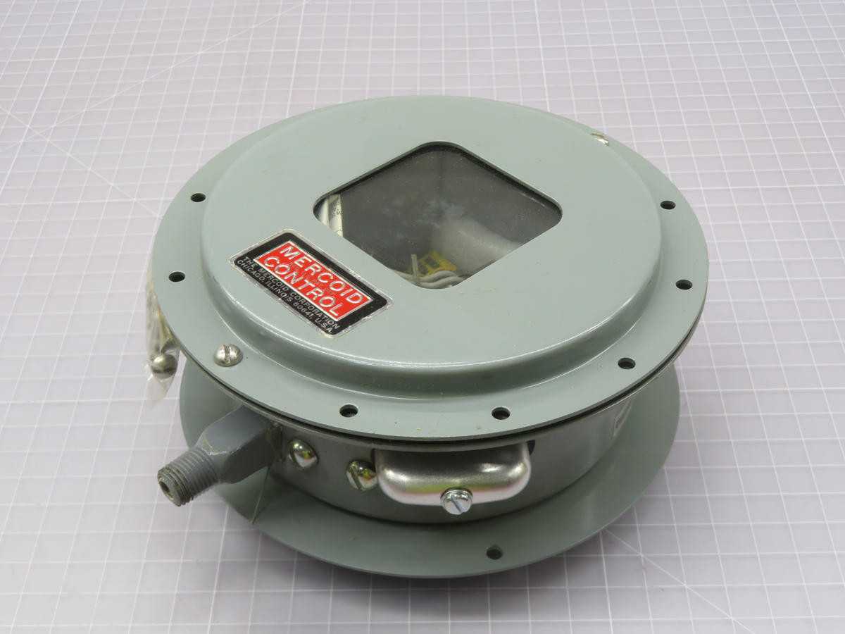 MERCOID DAW 33-3-3A SERIES DA BOURBON TUBE PRESSURE SWITCH T223824 - SWITCHES