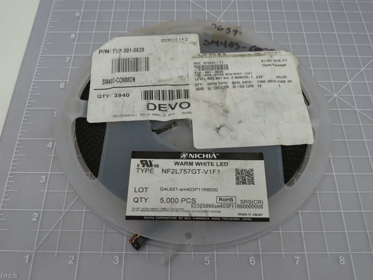 LOT OF 3800 NICHIA FLX-001-0639 NF2L757GT-V1F1 MID POWER WARM WHITE LED CHIP WITH DATA SHEET T171477 - LIGHTING