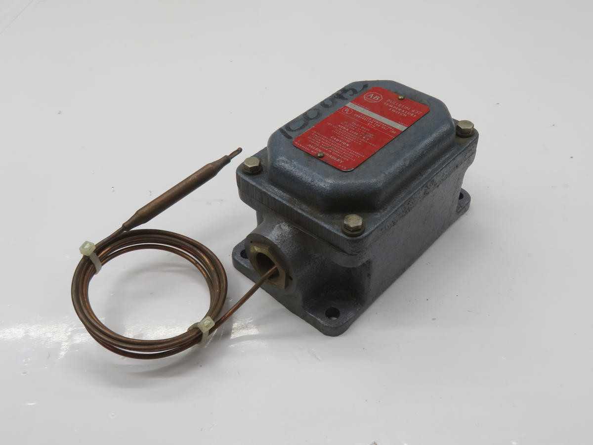 Allen-Bradley 837-A7E Temperature Controls T232526 - THERMOSTATS