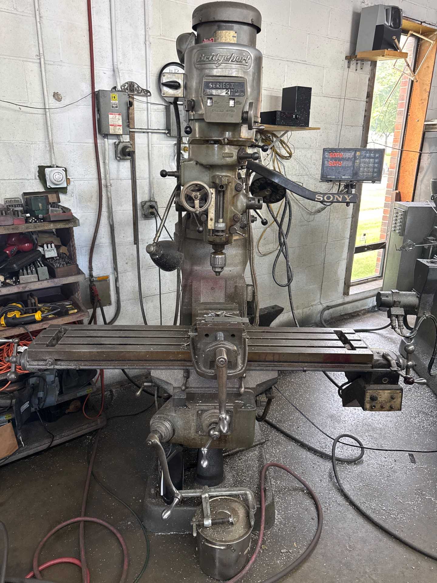 1980 BRIDGEPORT SERIES I VERTICAL MILLING MACHINE - VERTICAL MILLING MACHINES