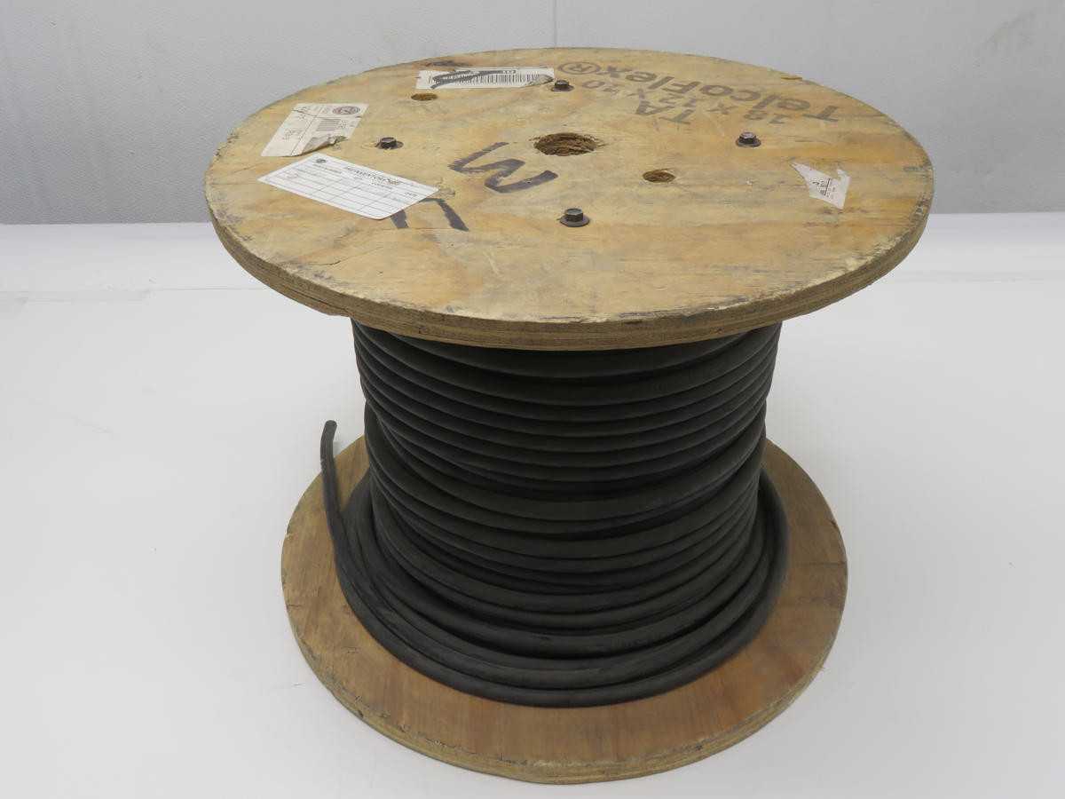 LOT OF 700 FT ICA 01380 ELECTRIC WIRE CABLE T207223 - ELECTRICAL WIRE