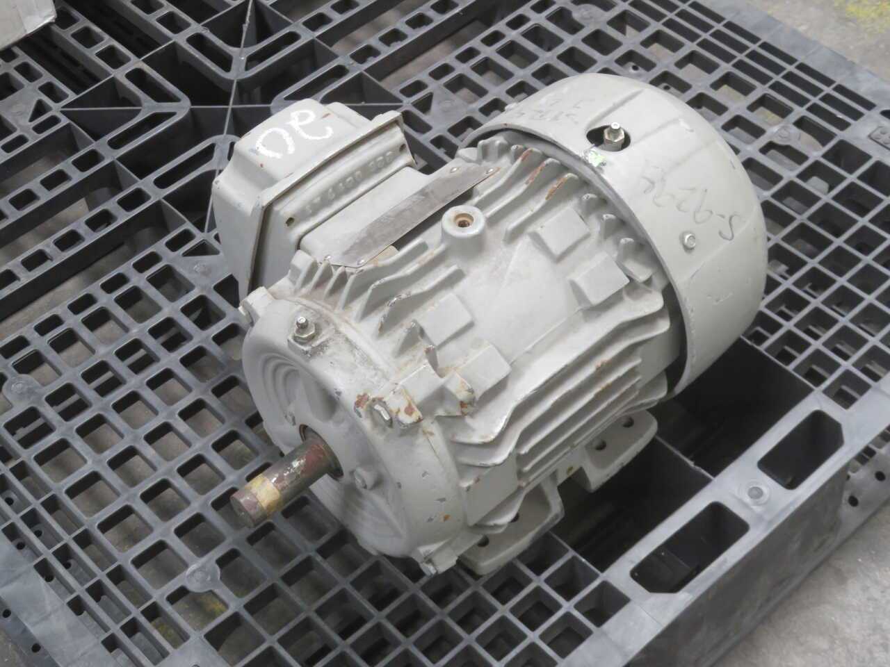 SIEMENS 1LE23211AB414AA3 ELECTRIC MOTOR T271396 - AC MOTOR