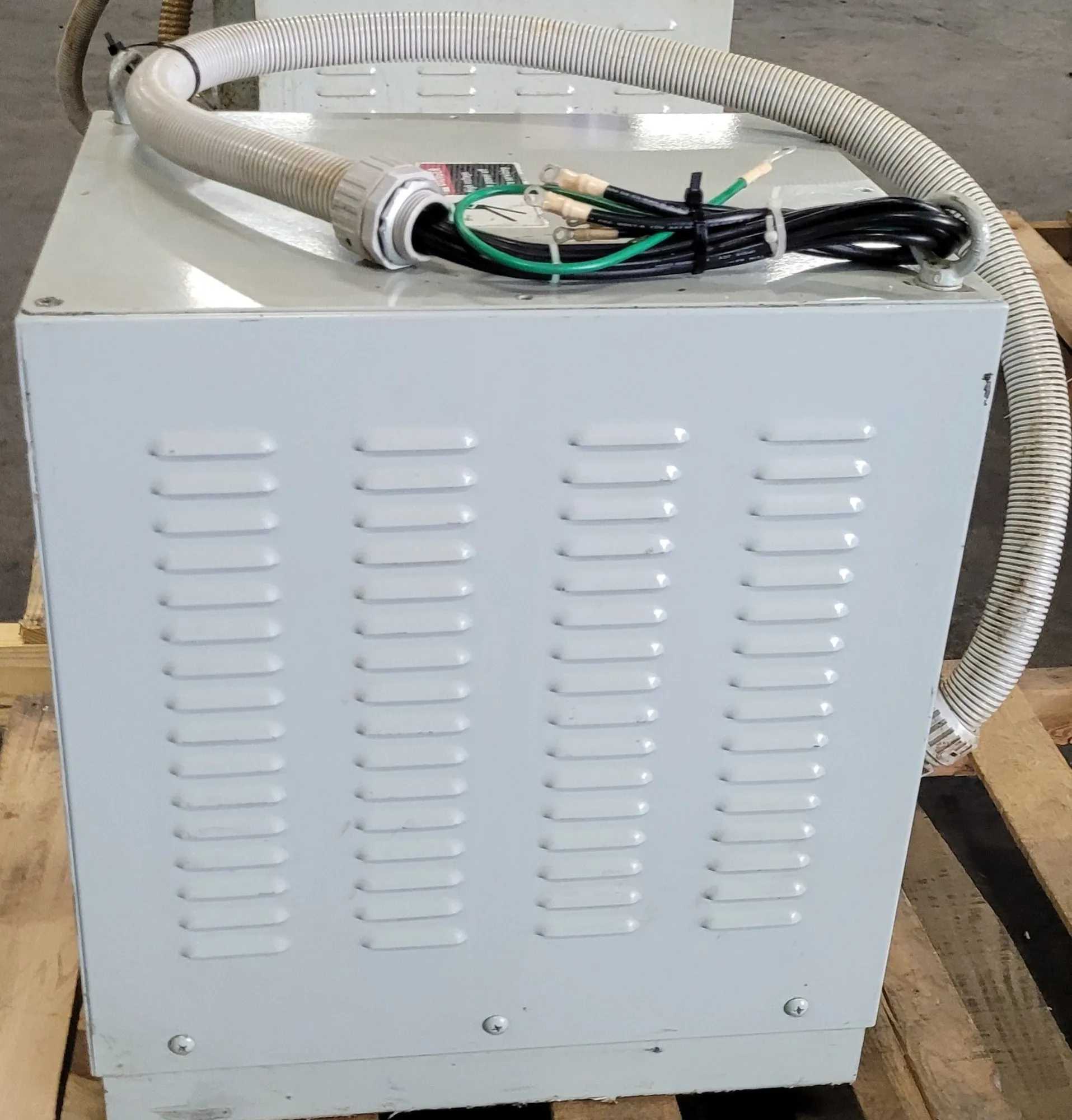9 KVA SWALLOW 2014 440V-200V 3 PHASE STEP DOWN TRANSFORMER - HIGH EFFICIENCY! - DRY TRANSFORMERS