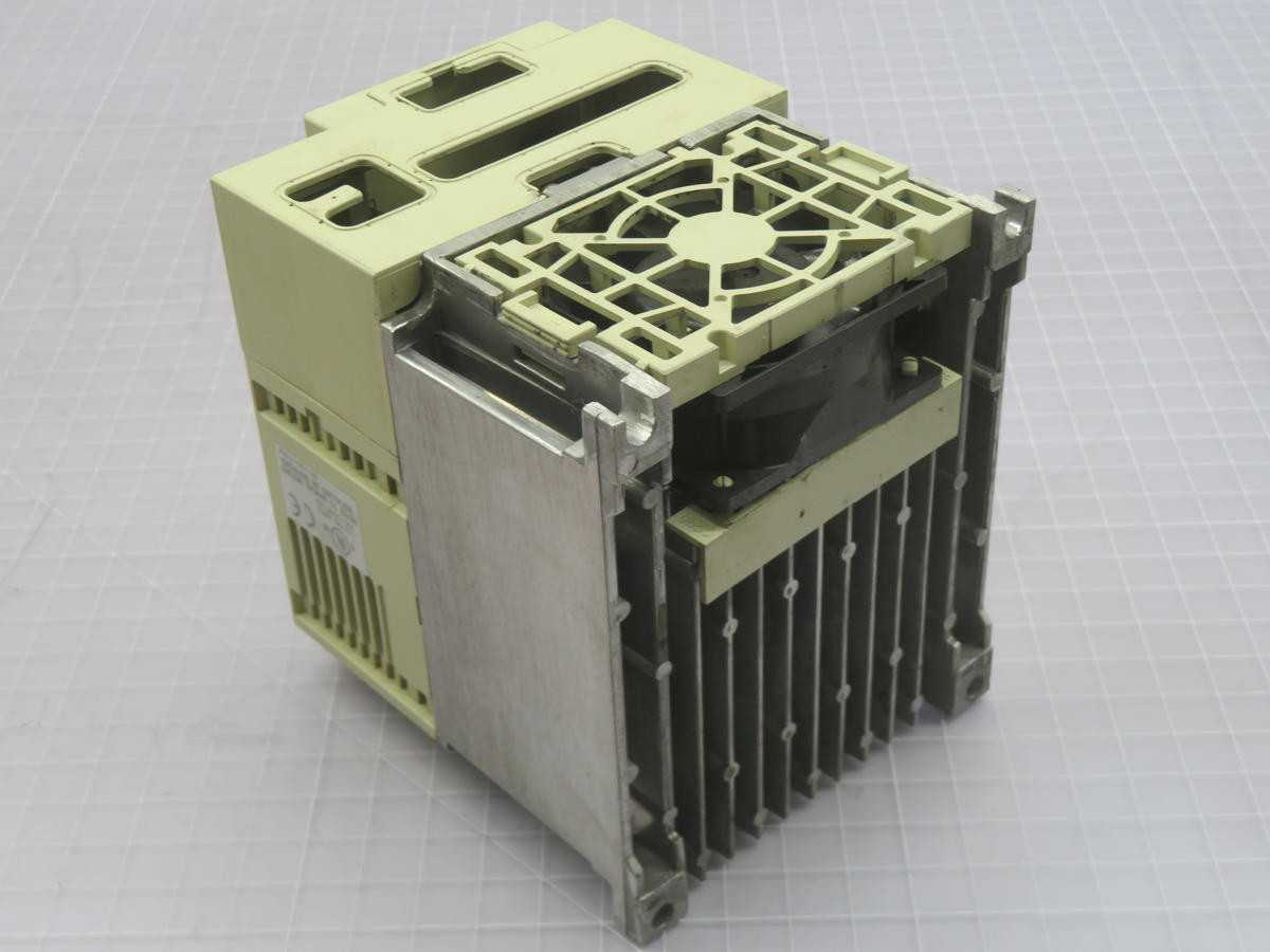 MITSUBISHI FR-E520-1.5K-NA INVERTER AC DRIVE T215713 - AC VFD DRIVES