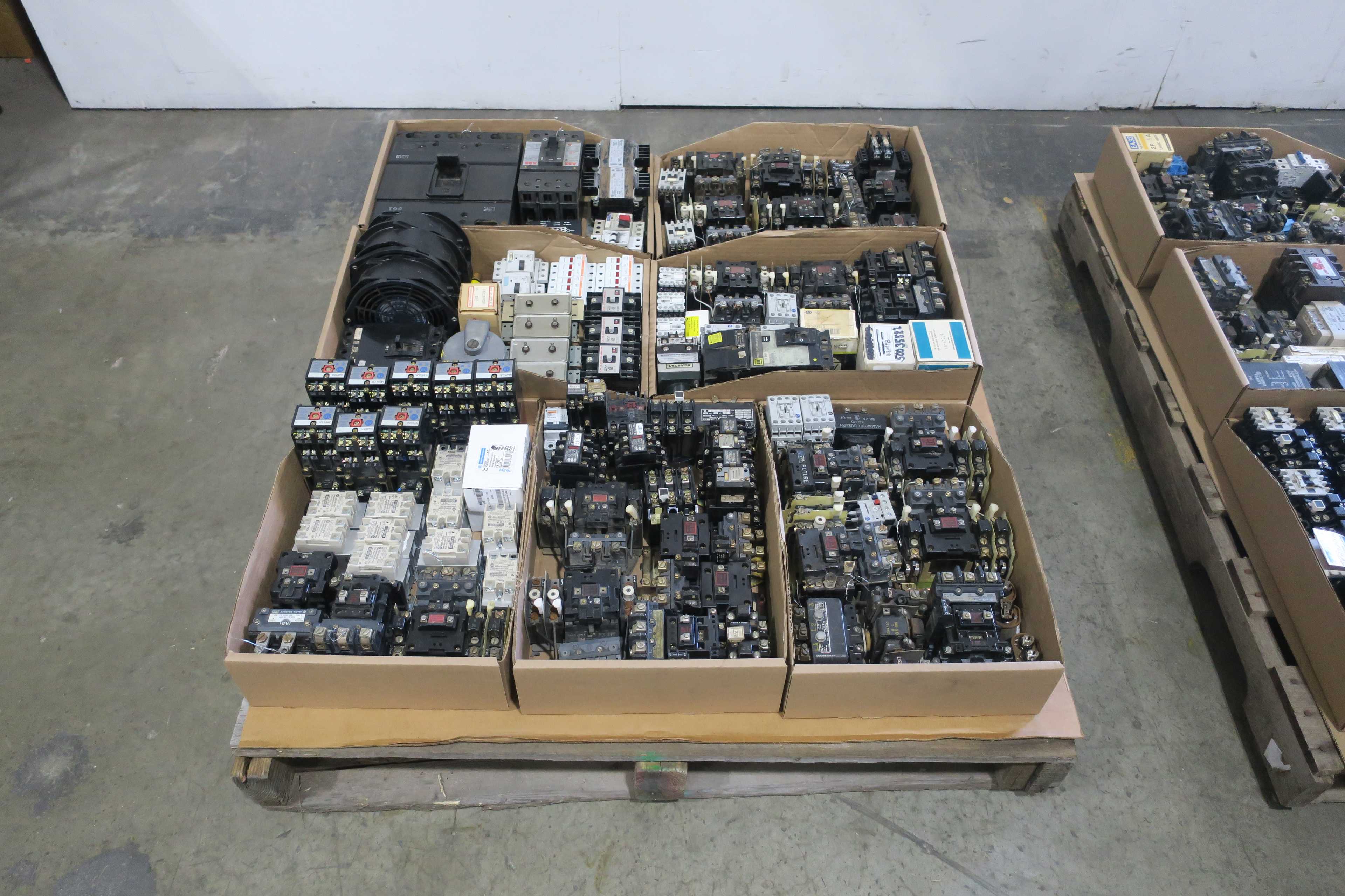 SKU 1786586 - 2 PALLETS OF ASSORTED ELECTRICAL - ELECTRICAL COMPONENTS