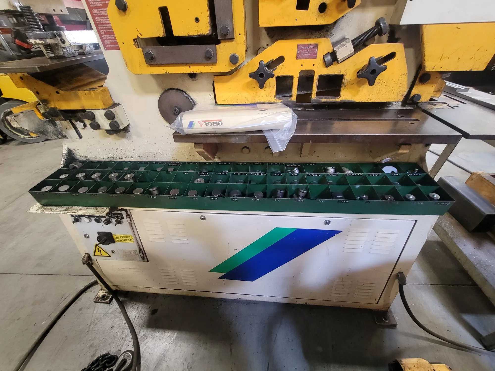 2000 GEKA HYD-110 Ironworker Machine For Sale - IRONWORKERS