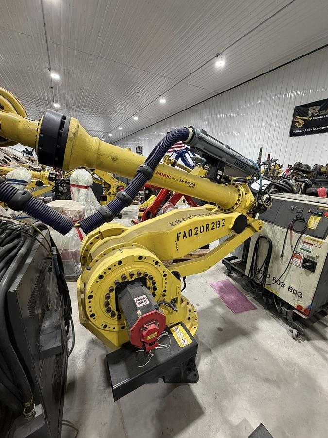 2012 FANUC M-900IA/260L Robot, 260kg Payload, 3100mm Reach, R30IA Controller - ARTICULATED ROBOTS 2012 FANUC M-900IA/260L Robot, 260kg Payload, 3100mm Reach, R30IA Controller - ARTICULATED ROBOTS