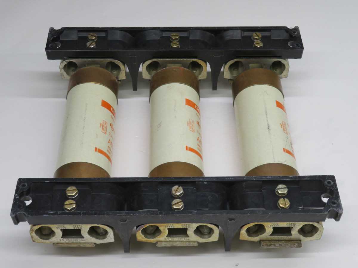 FERRAZ SHAWMUT A6D600R TIME DELAY FUSE T249803 - FUSES