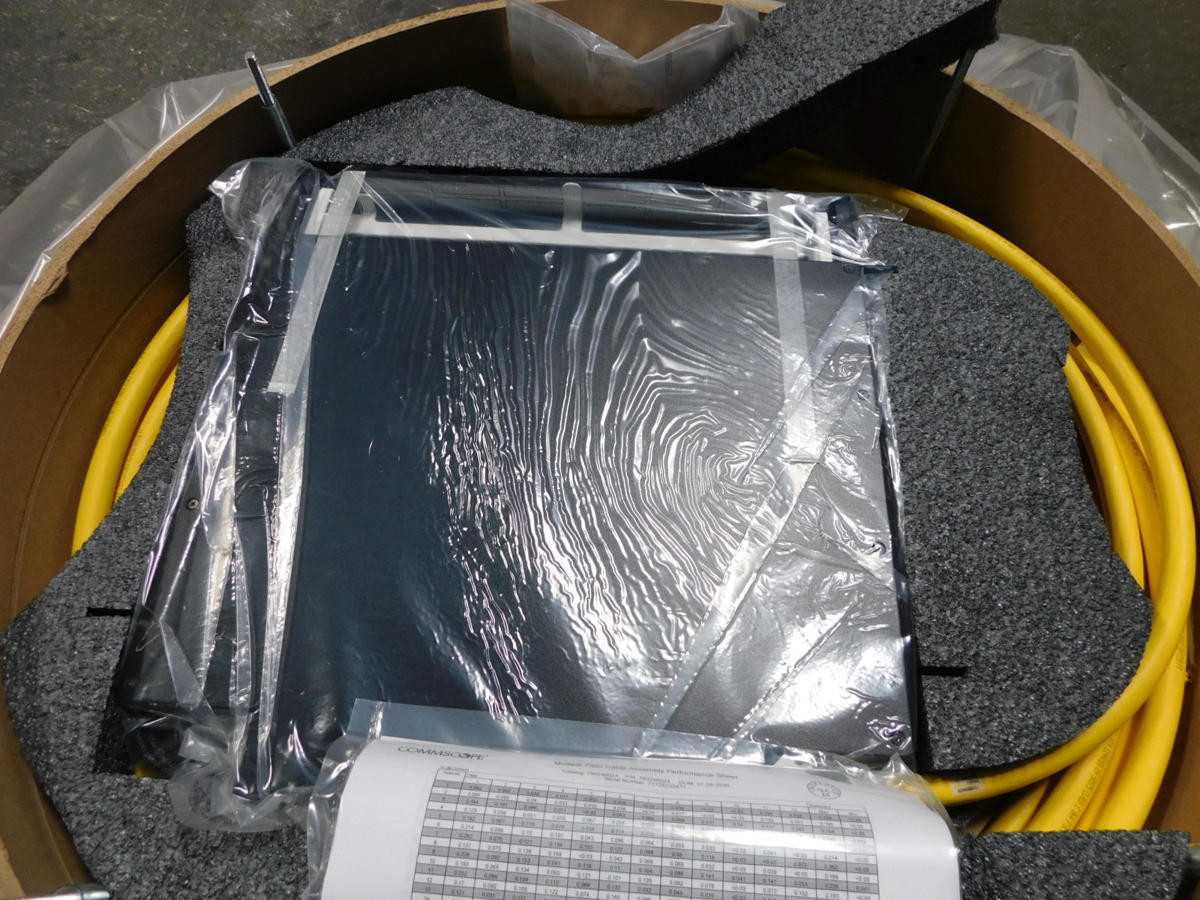 COMMSCOPE HCQ1-1EDDP0A100M 760246024 MULTI FIBER OPTICAL CABLE ASSEMBLY 864 FIBERS SINGLE MODE G.657 - FIBER OPTIC CABLE