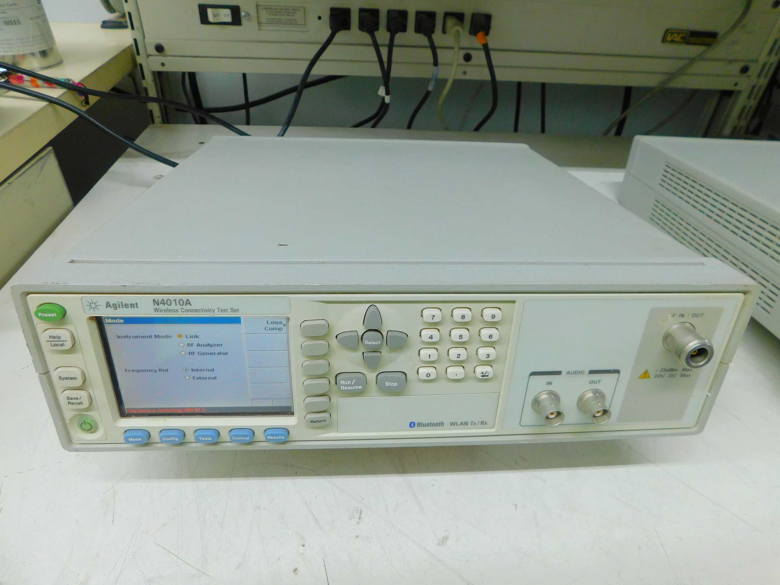 AGILENT N4010A WIRELESS CONNECTIVITY TEST SET, BLUETOOTH, WLAN TX,RX - ANALYZER