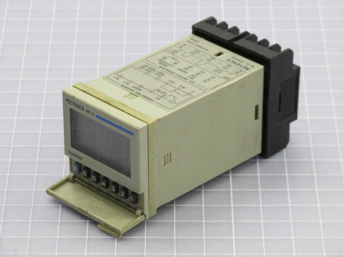KEYENCE CROP RC-12 3102423 ELECTRONIC PRESET COUNTER T218046 - ELECTRICAL COUNTERS