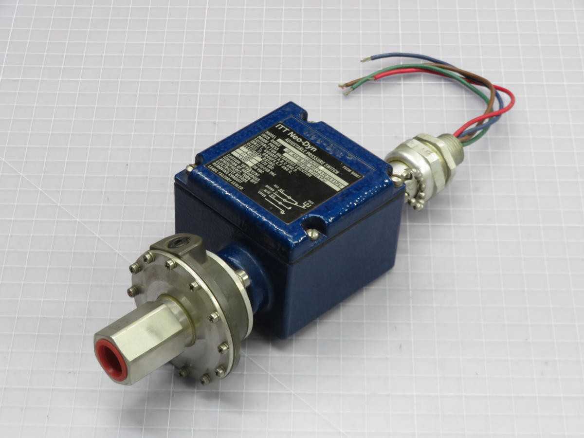 ITT 110P42C6 NEO-DYN ADJUSTABLE PRESSURE SWITCH T230063 - SWITCHES