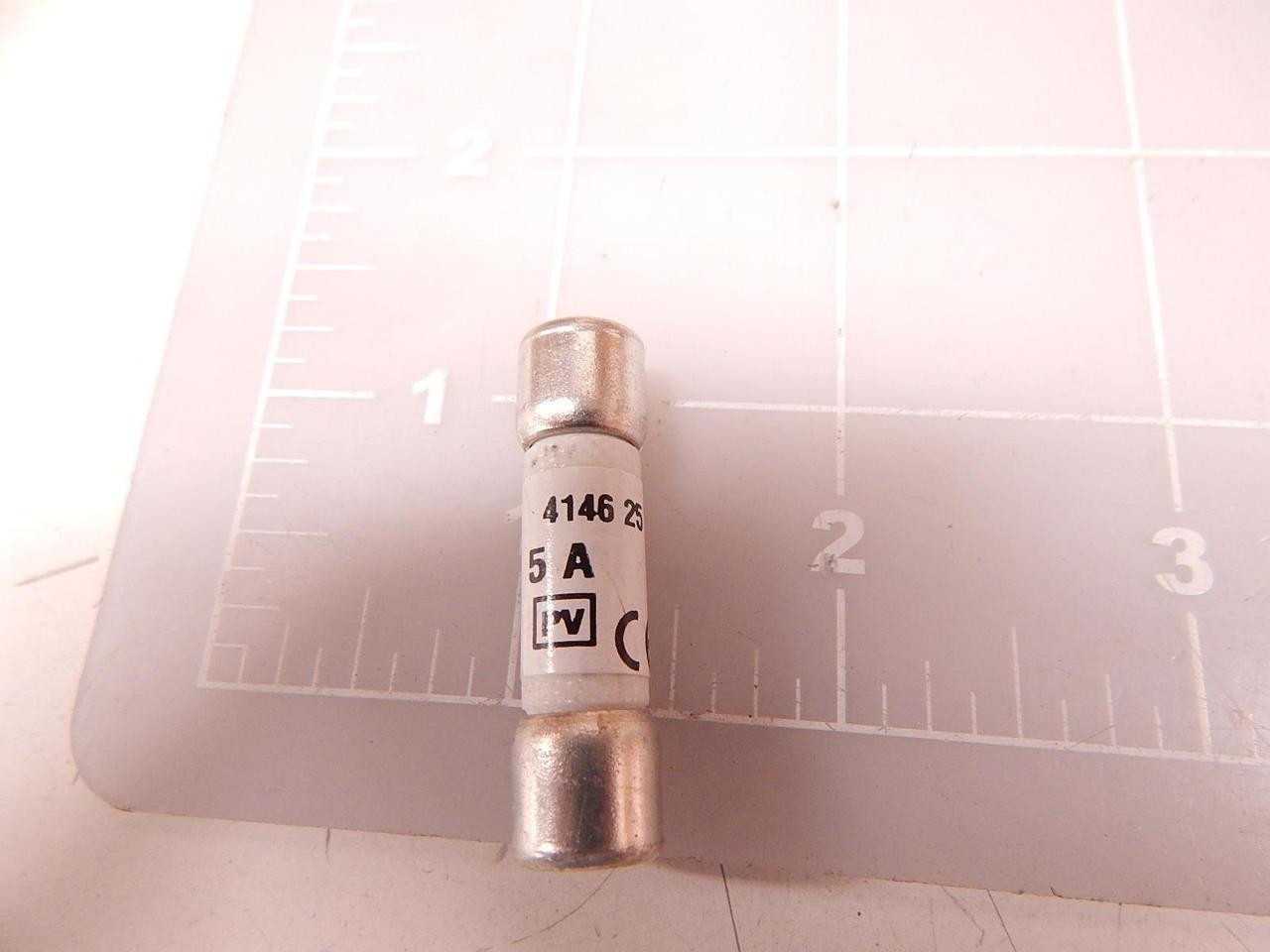 Lot Of 580 Legrand 4146 25 5 Amp Fuses T77792 - FUSES