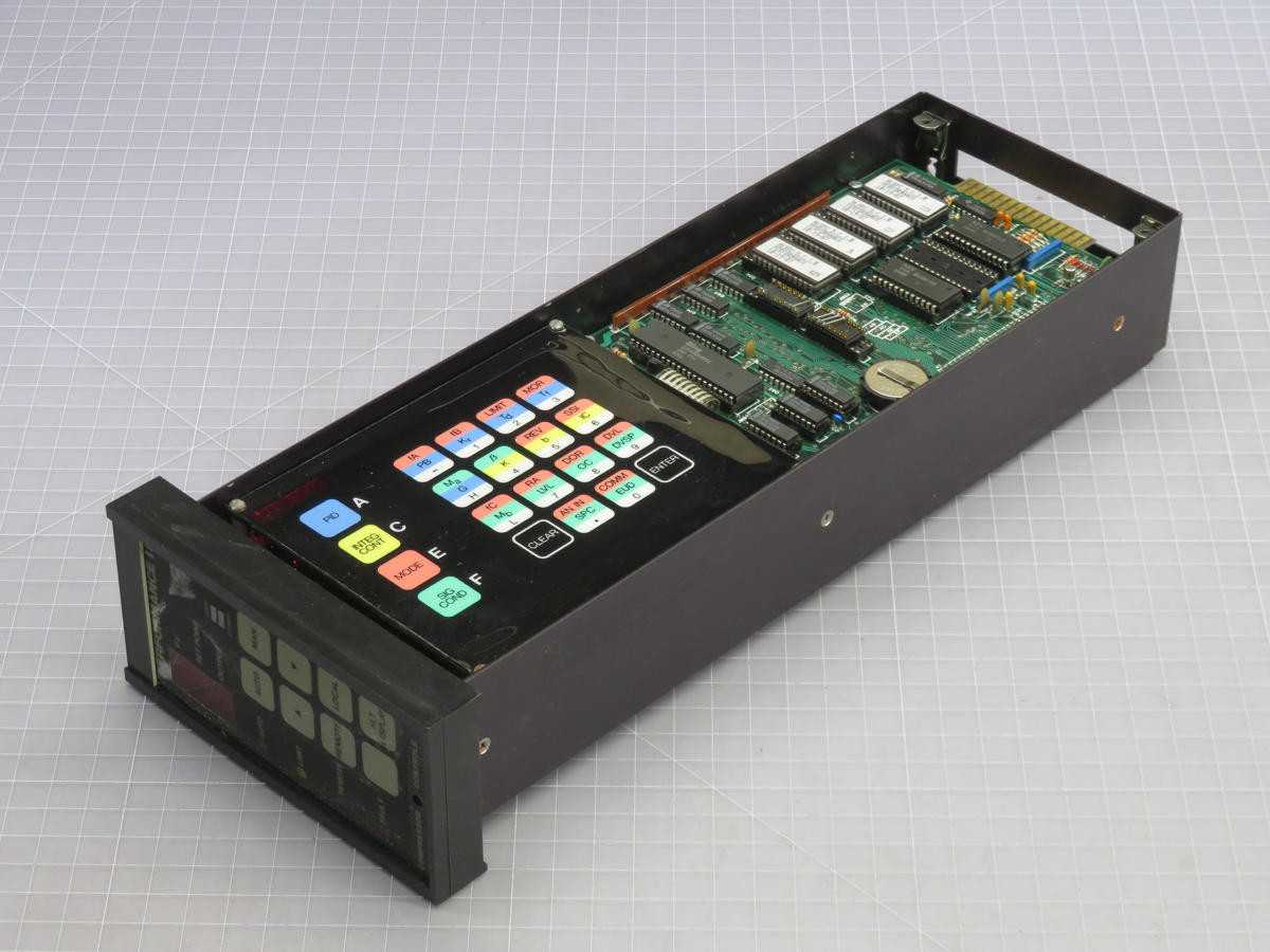 COMPRESSOR CONTROLS SERIES II CONTROLLER ANTI SURGE II T232708 - OPERATOR CONTROLS