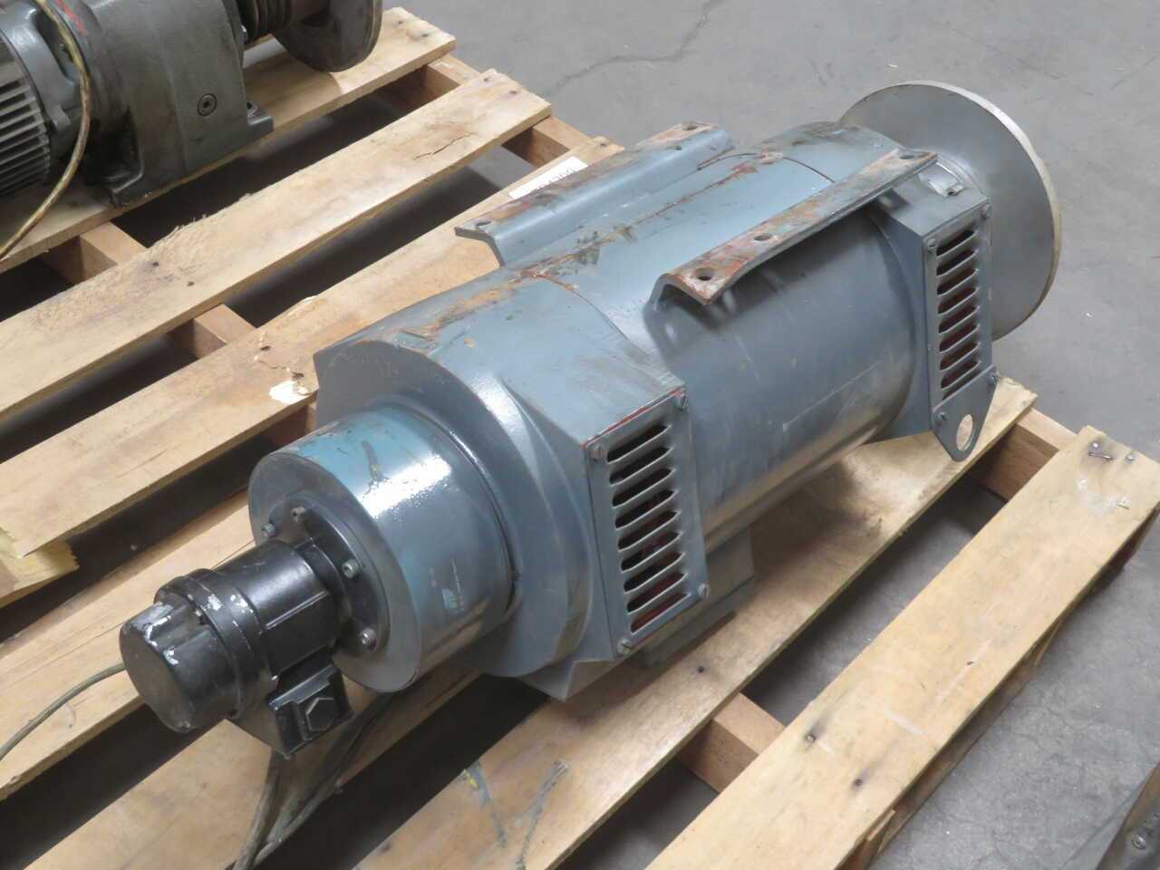 THRIGE-TITAN ELECTRIC LAK 132 B 2297434 DC MOTOR - DC MOTOR
