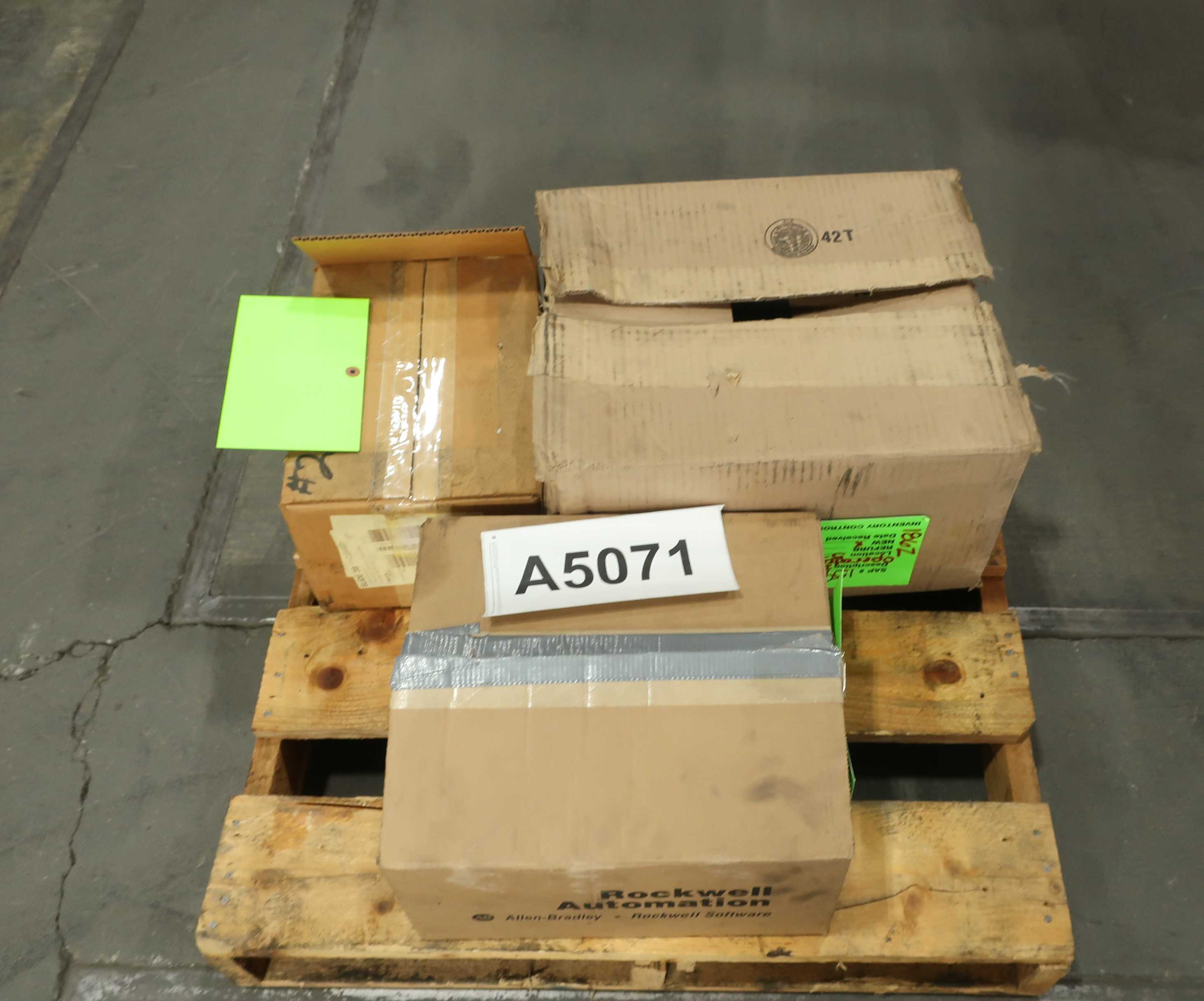 LOT OF 3 ALLEN BRADLEY - AUTOMATION & CONTROLS