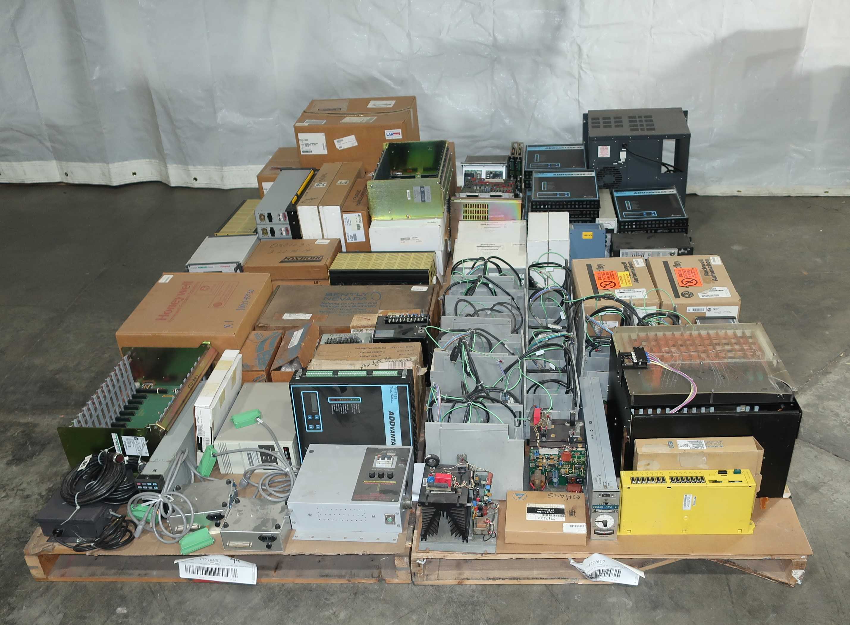 SKU 1777613 - 4 PALLETS OF ASSORTED PLC MODULES AND CHASSIS - AUTOMATION & CONTROLS