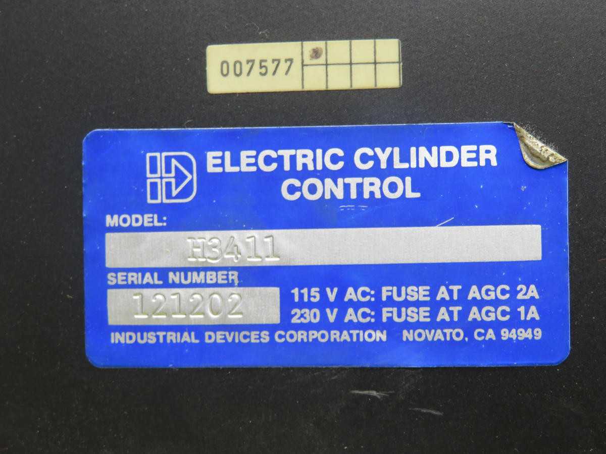 Industrial Devices H3411 Control T229189 - Reliable Performance for Your Equipment - OPERATOR CONTROLS