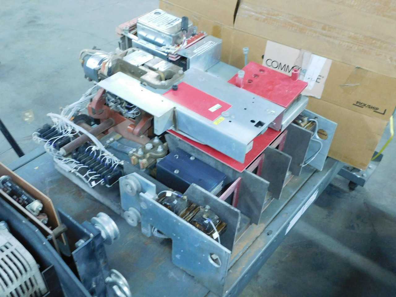 WESTINGHOUSE CM-22 AUTOMATIC NETWORK PROTECTOR 1600 AMP 277/480 3 PH T148051 - PROTECTION RELAY