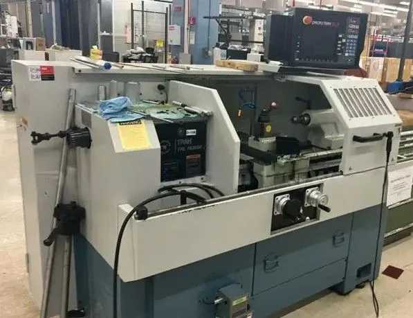 SWI TRAK TRL 1630 SX CNC/Manual Lathe With ProtoTRAK SLX Control, 2500 RPM - CNC LATHES