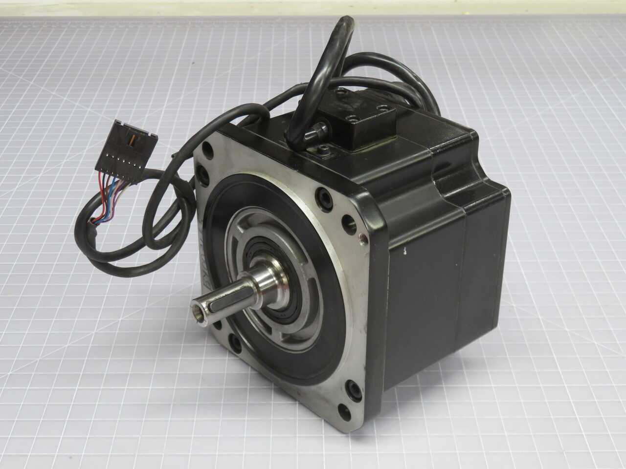 W-L01492F P60B13050DBPD1 AC SERVO MOTOR T271249 - SERVO MOTORS