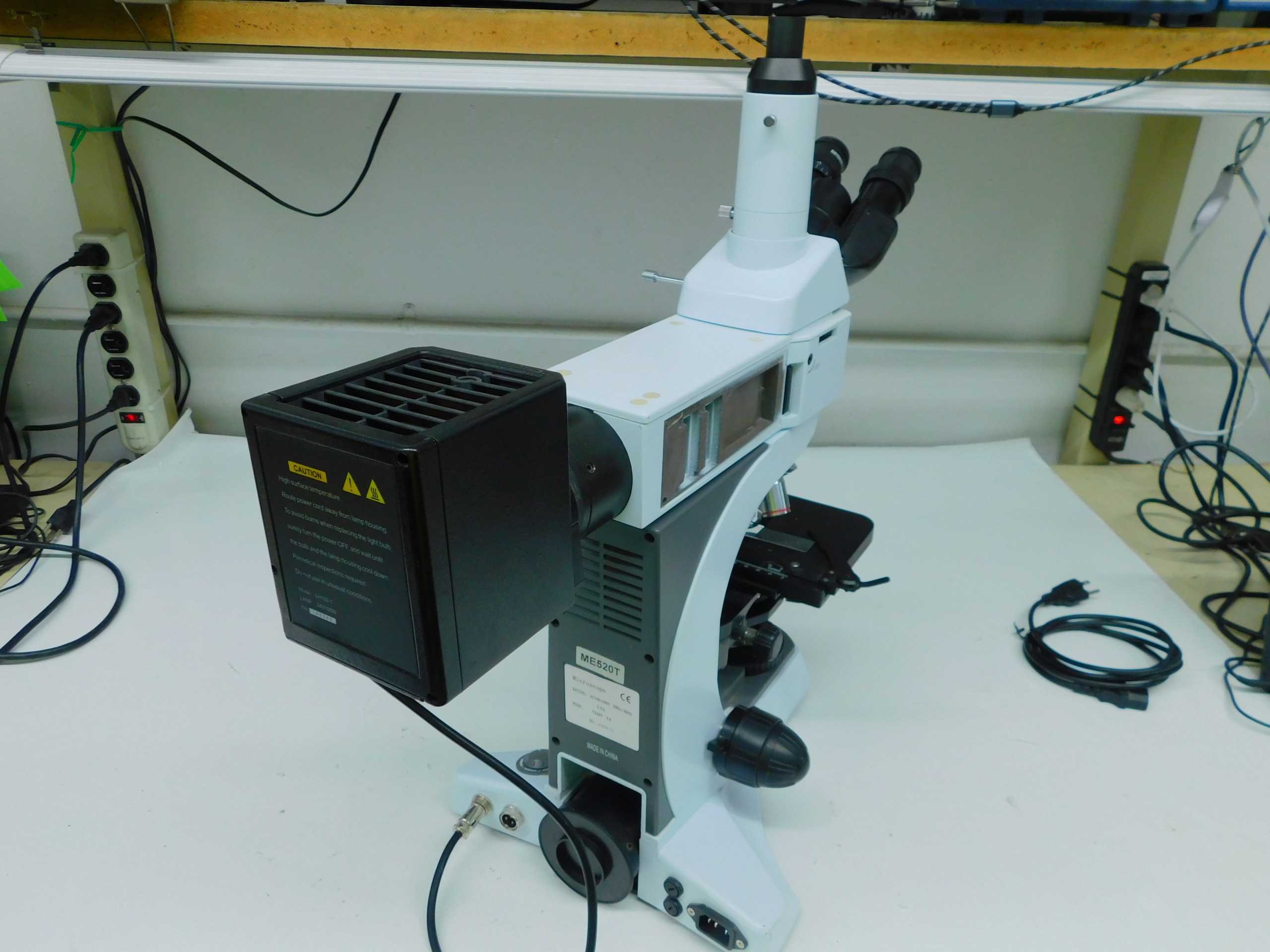AMSCOPE ME520T TRINOCULAR BIOLOGICAL MICROSCOPE WITH 1000X - LAB & SCIENTIFIC