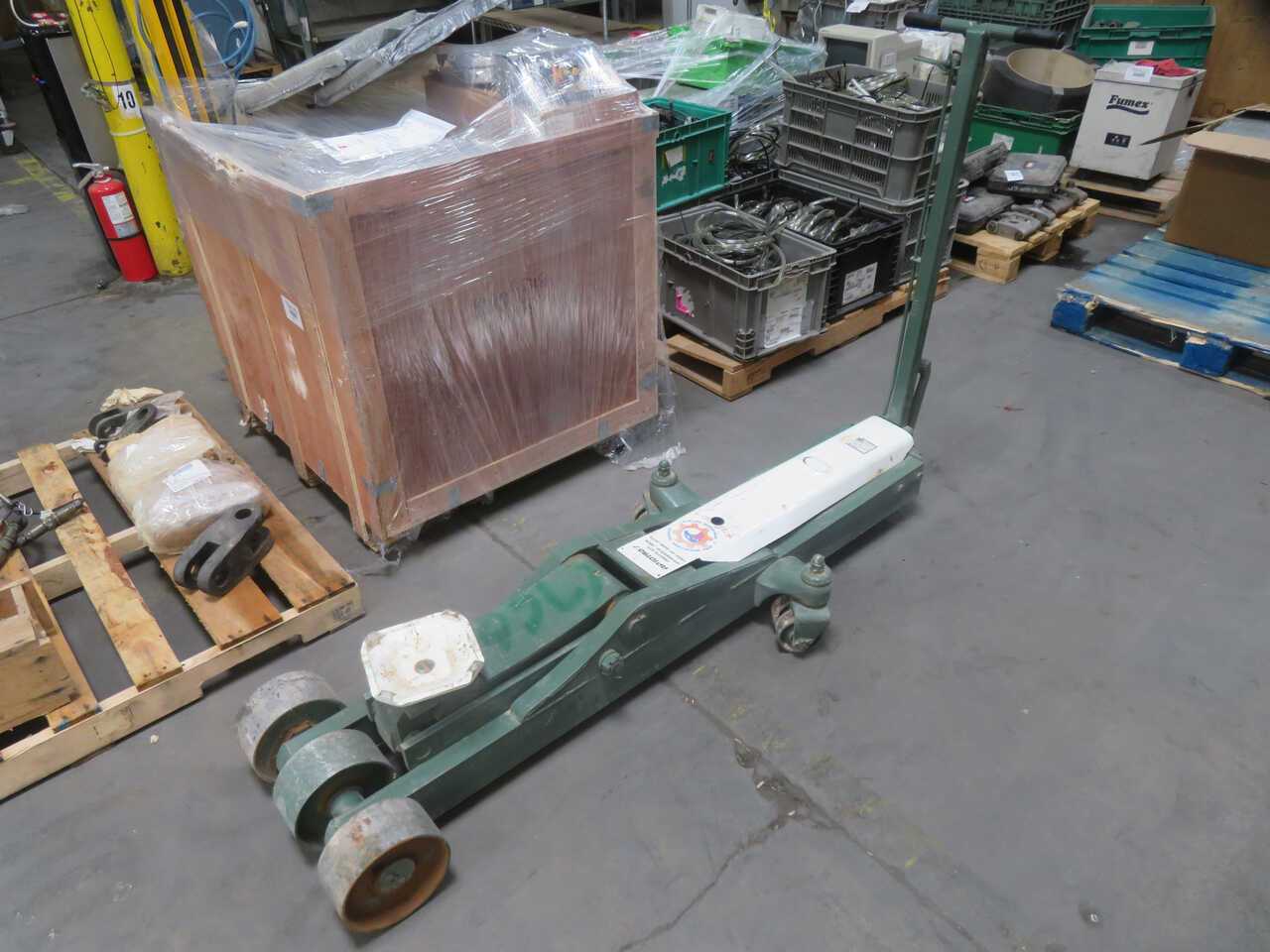 GMS Industrial Supply AP101987 Hydraulic Floor Jack - LIFTING EQUIPMENT