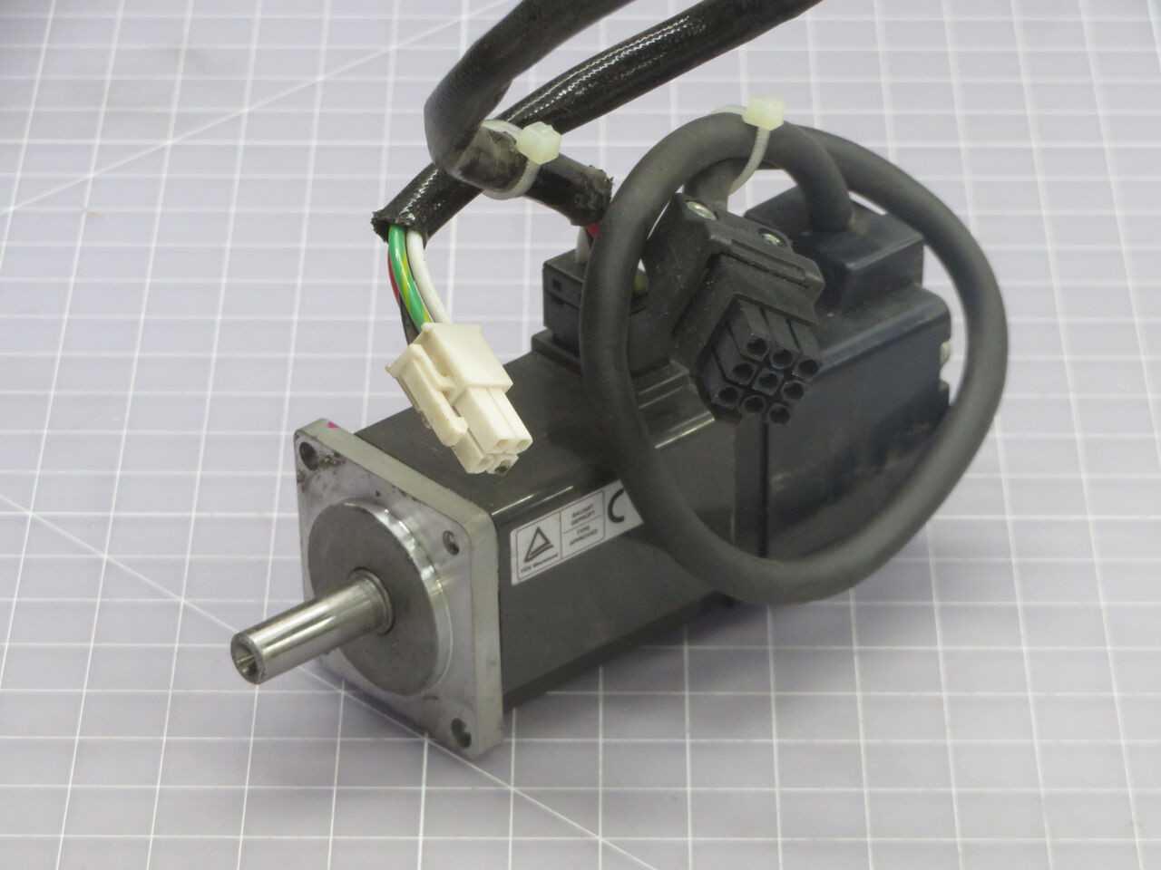 MITSUBISHI HC-MFS13 AC SERVO MOTOR T245261 - SERVO
