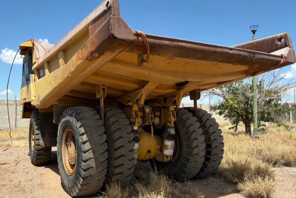 1999 Caterpillar 769D Off-Road Truck - 518 HP, 40T Capacity, 157,000Lbs Operating Weight - OFF-ROAD TRUCKS