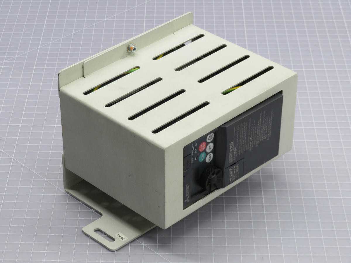 Mitsubishi Freqrol E700 Variable Speed/Frequency Drive T223199 - AC VFD DRIVES Mitsubishi Freqrol E700 Variable Speed/Frequency Drive T223199 - AC VFD DRIVES