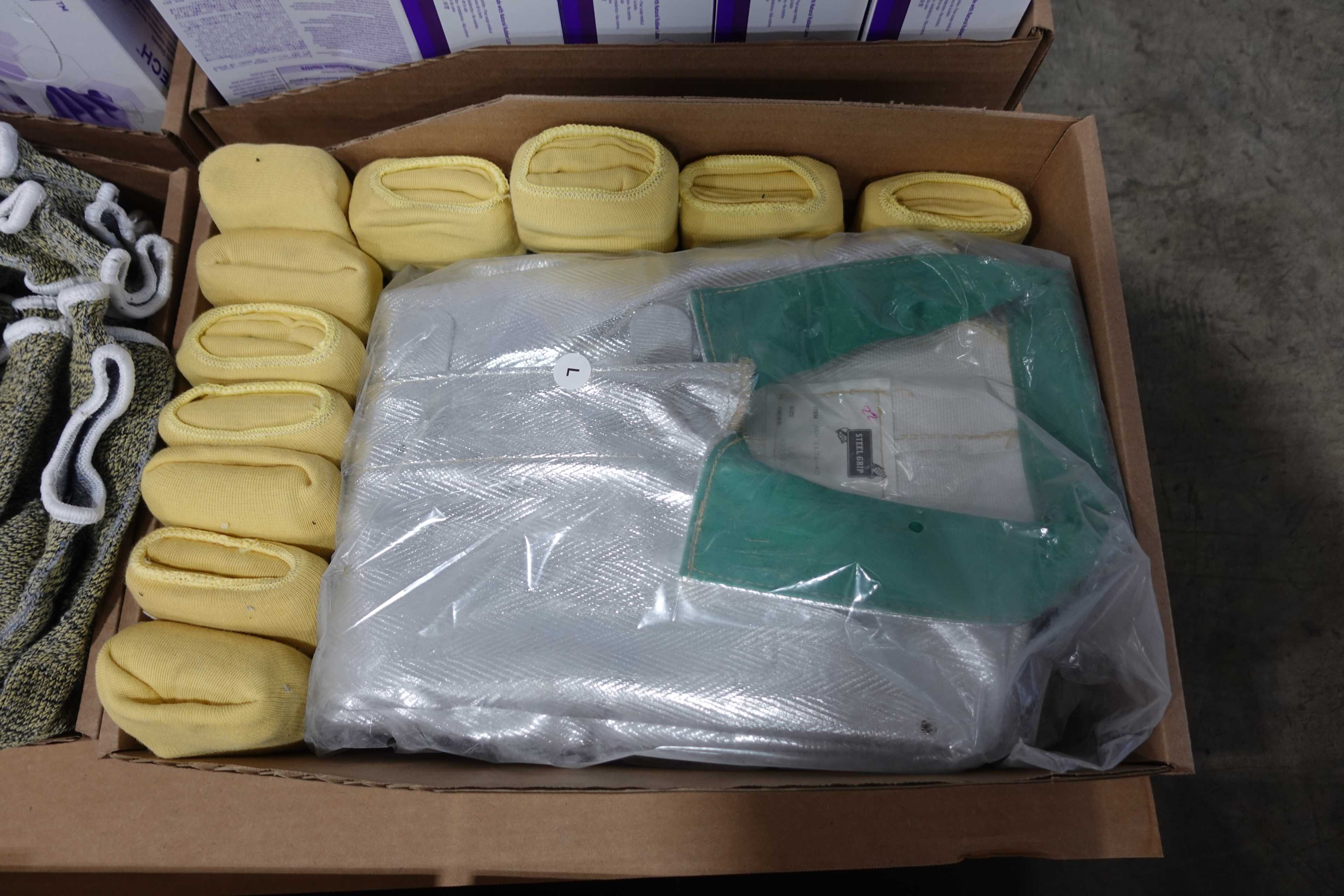 SKU 1762484 - 6 PALLETS OF ASSORTED PPE - PPE