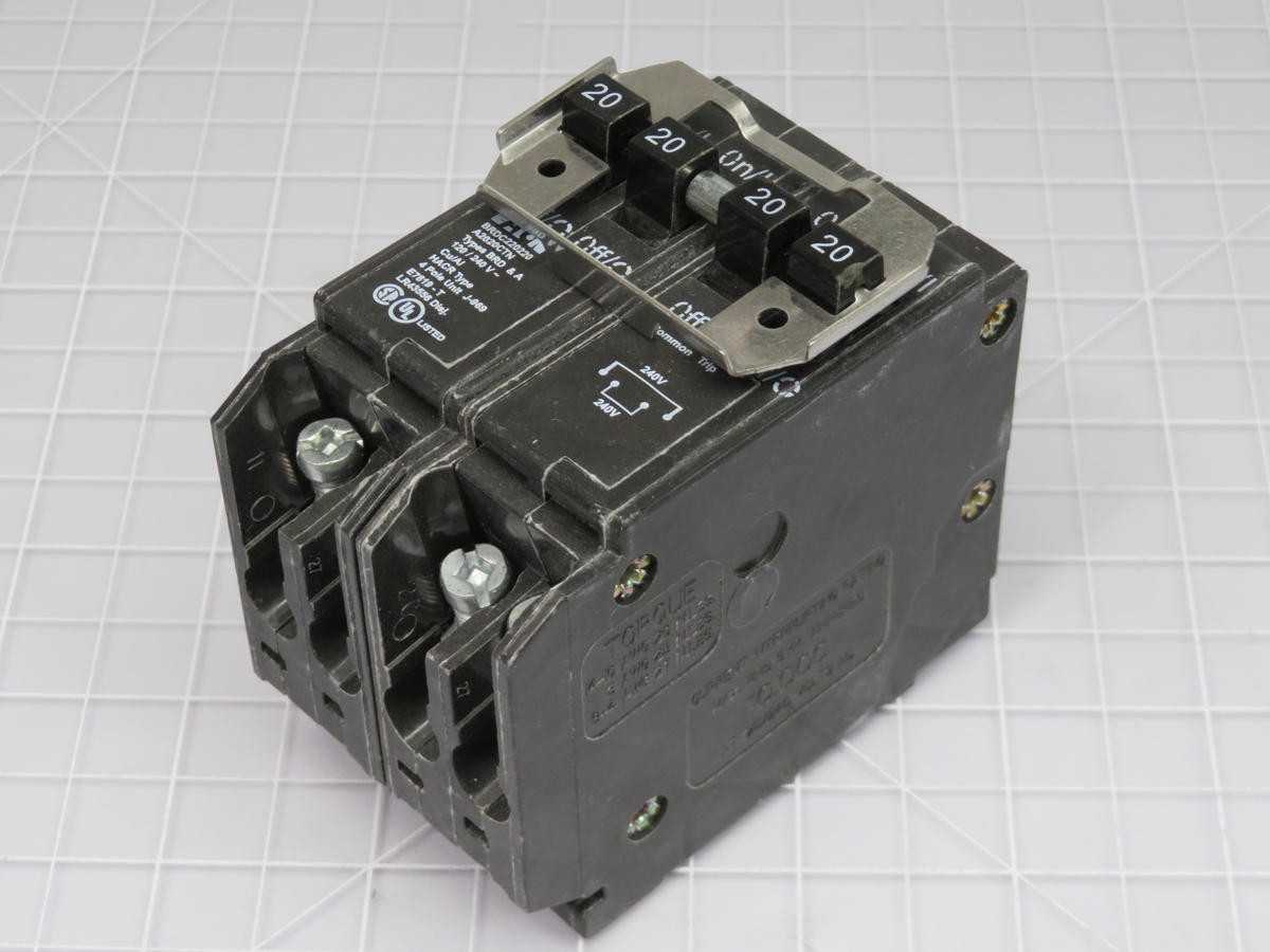 LOT OF 6 EATON BRDC220220 A2020CTN CIRCUIT BREAKER TYPE BRD 4 POLE T192255 - CIRCUIT BREAKERS