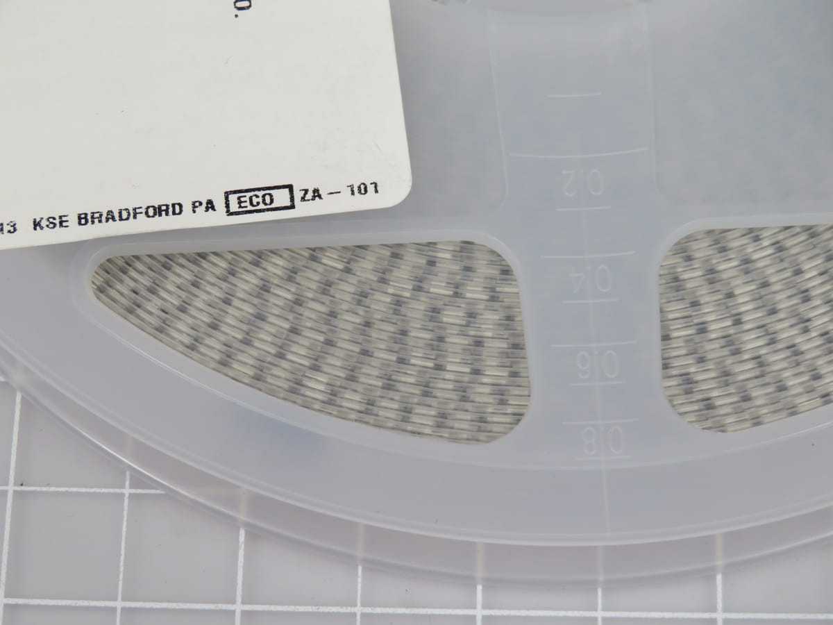 LOT OF 4000 KOA 60322132 SG732HTTE221K 220 OHM 10% 0.75 W 3/4 W CHIP RESISTOR T197246 - ELECTRICAL COMPONENTS