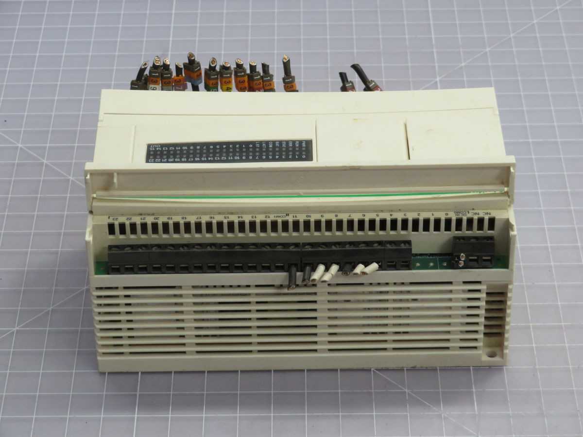 SCHNEIDER TWDLCDE40DRF COMPACT BASE CONTROLLER T259593 - PLC MODULES