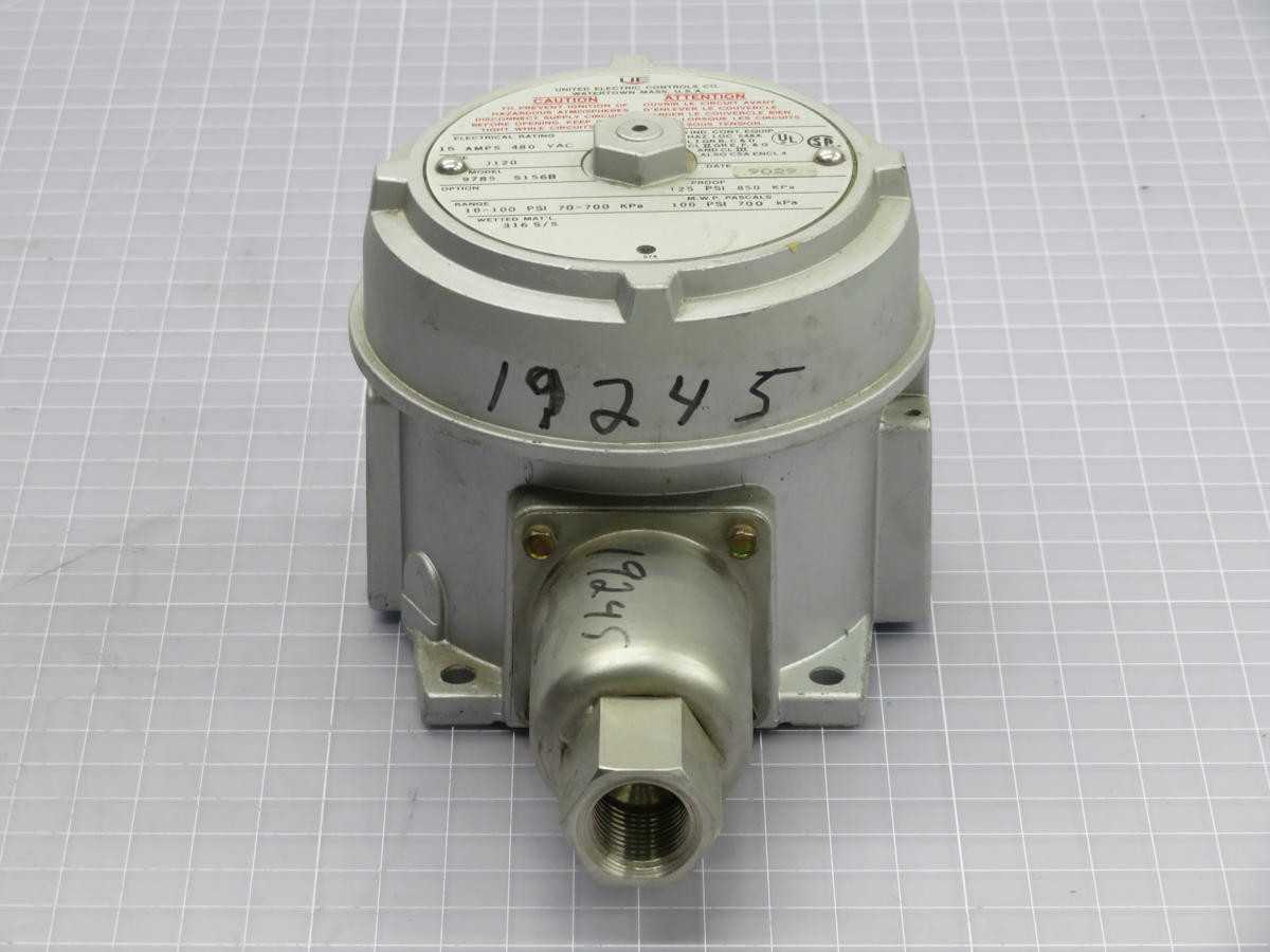 UNITED ELECTRIC 9785 S156B PRESSURE SWITCH T214068 - SWITCHES