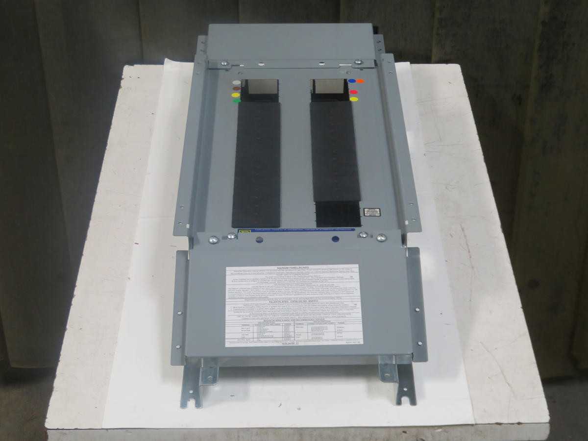 SQUARE D 12313460830100001 80122-170-52 PANELBOARD 60 AMP 208Y/120 VAC T194783 - PANELBOARDS