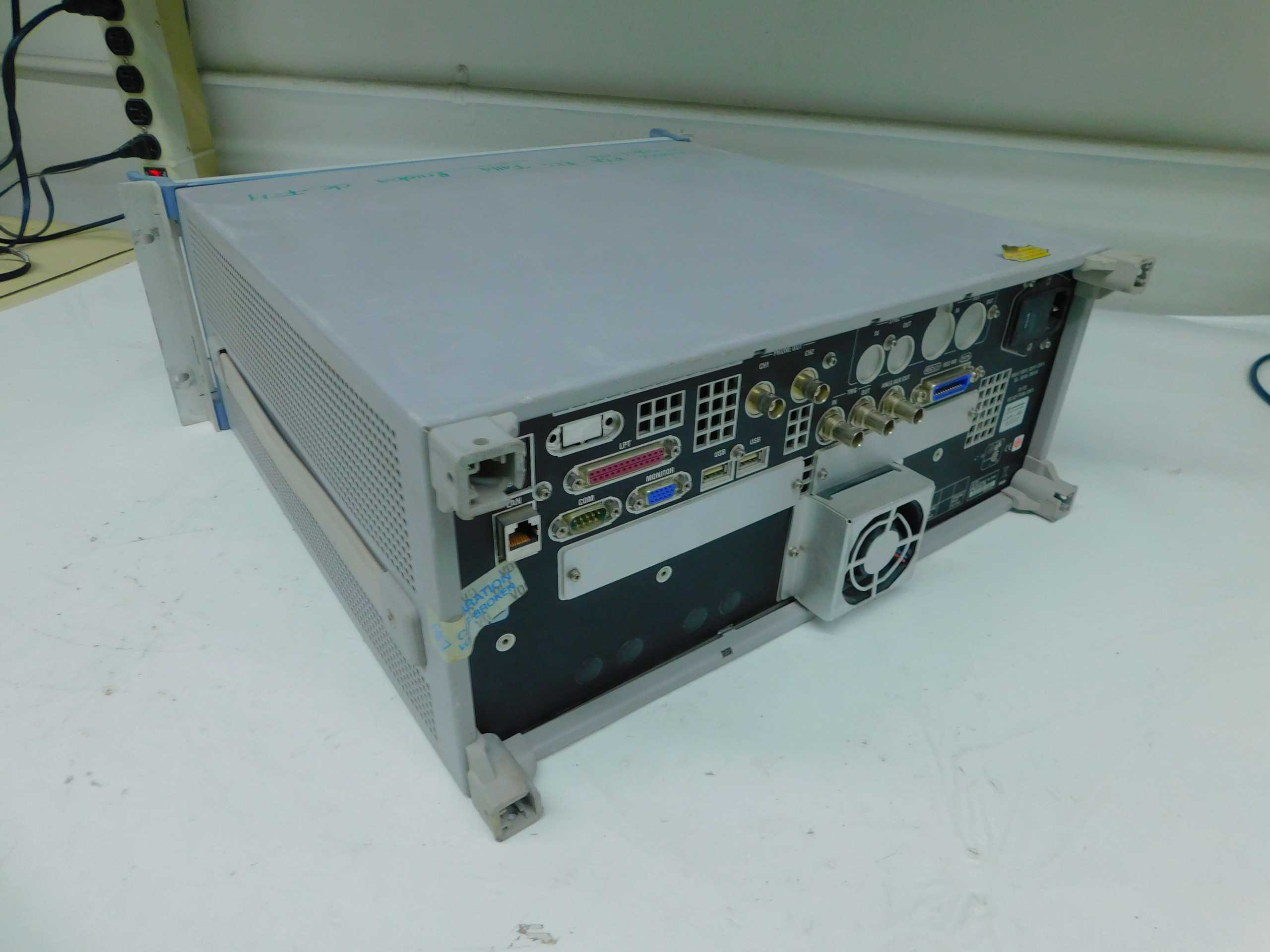 ROHDE & SCHWARZ UPV AUDIO ANALYZER DC..250 KHZ, OPTION K4,B1,B3,U2 - ANALYZER