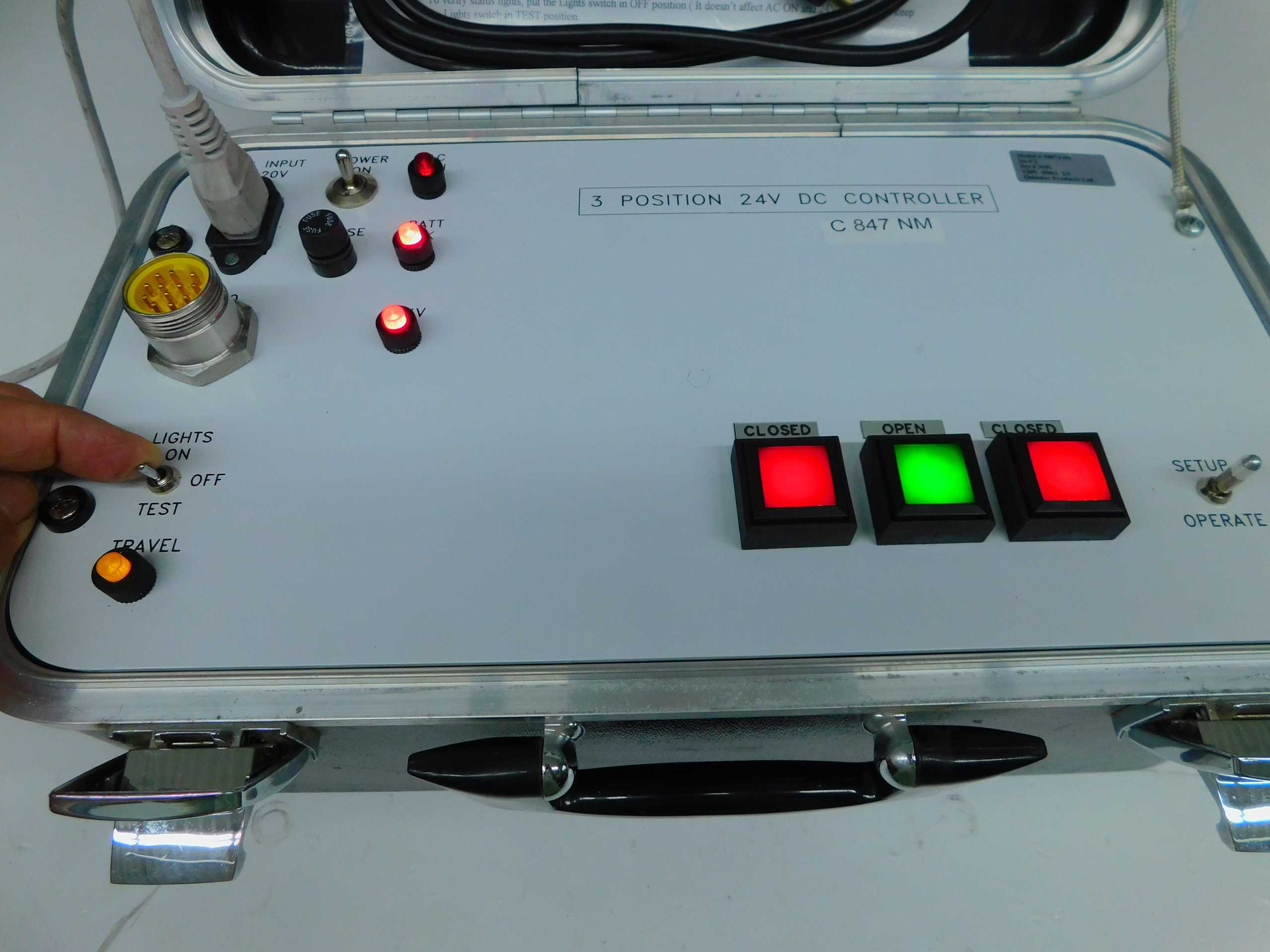 QUINDAR 50073-04 3 POSITION 24V DC CONTROLLER - DC DRIVES