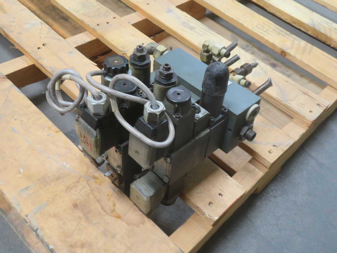 REXROTH 3 HSR06-21/01D HYDRAULIC MANIFOLD BLOCK ASSY T271414 - HYDRAULIC VALVE