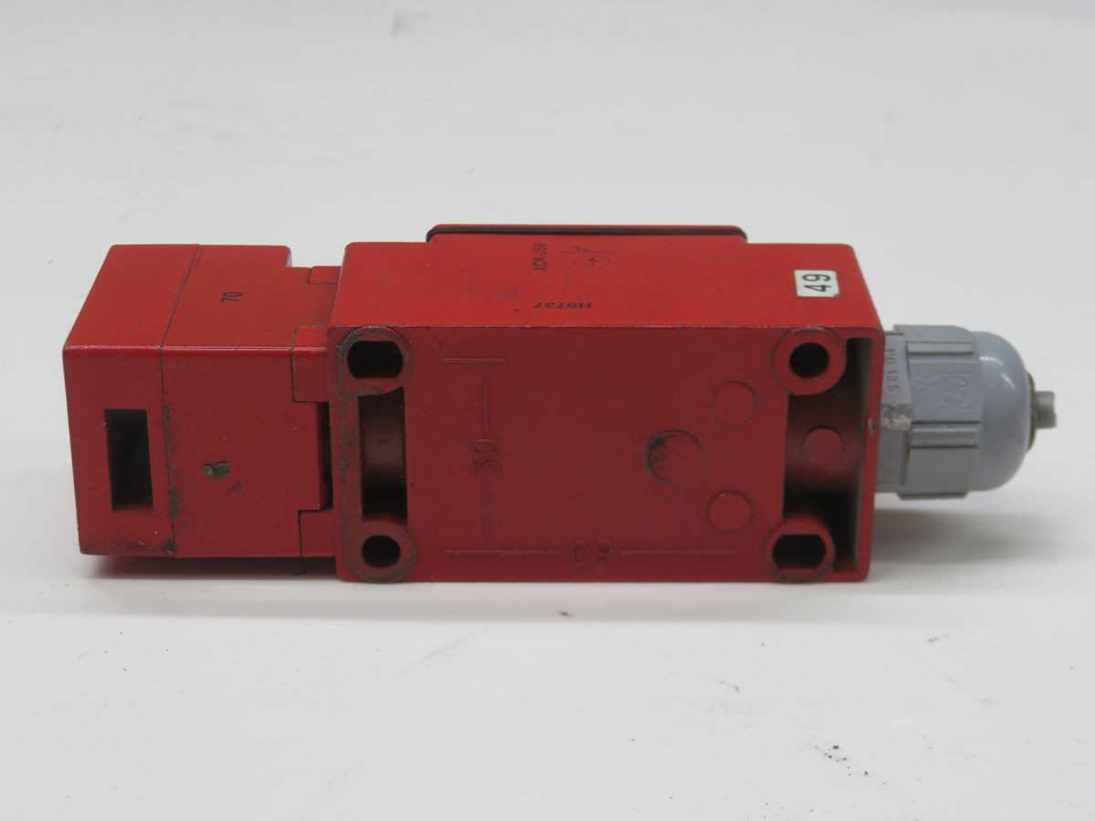 Telemecanique XCK-J Safety Switch T250884 - Reliable Protection for Your Equipment - SWITCHES