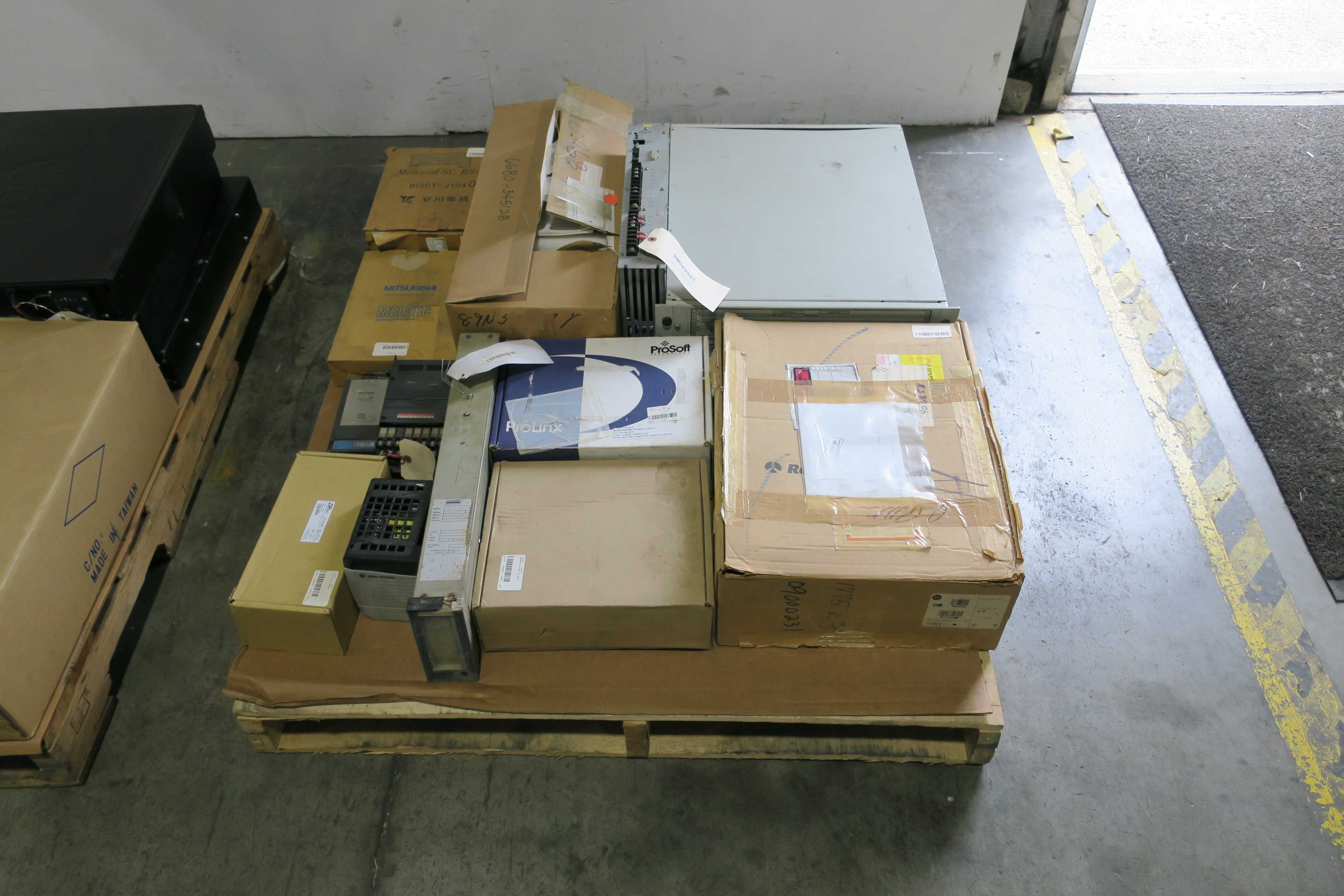 SKU 1781607 - 2 PALLETS OF ASSORTED PLC MODULES - PLC MODULES