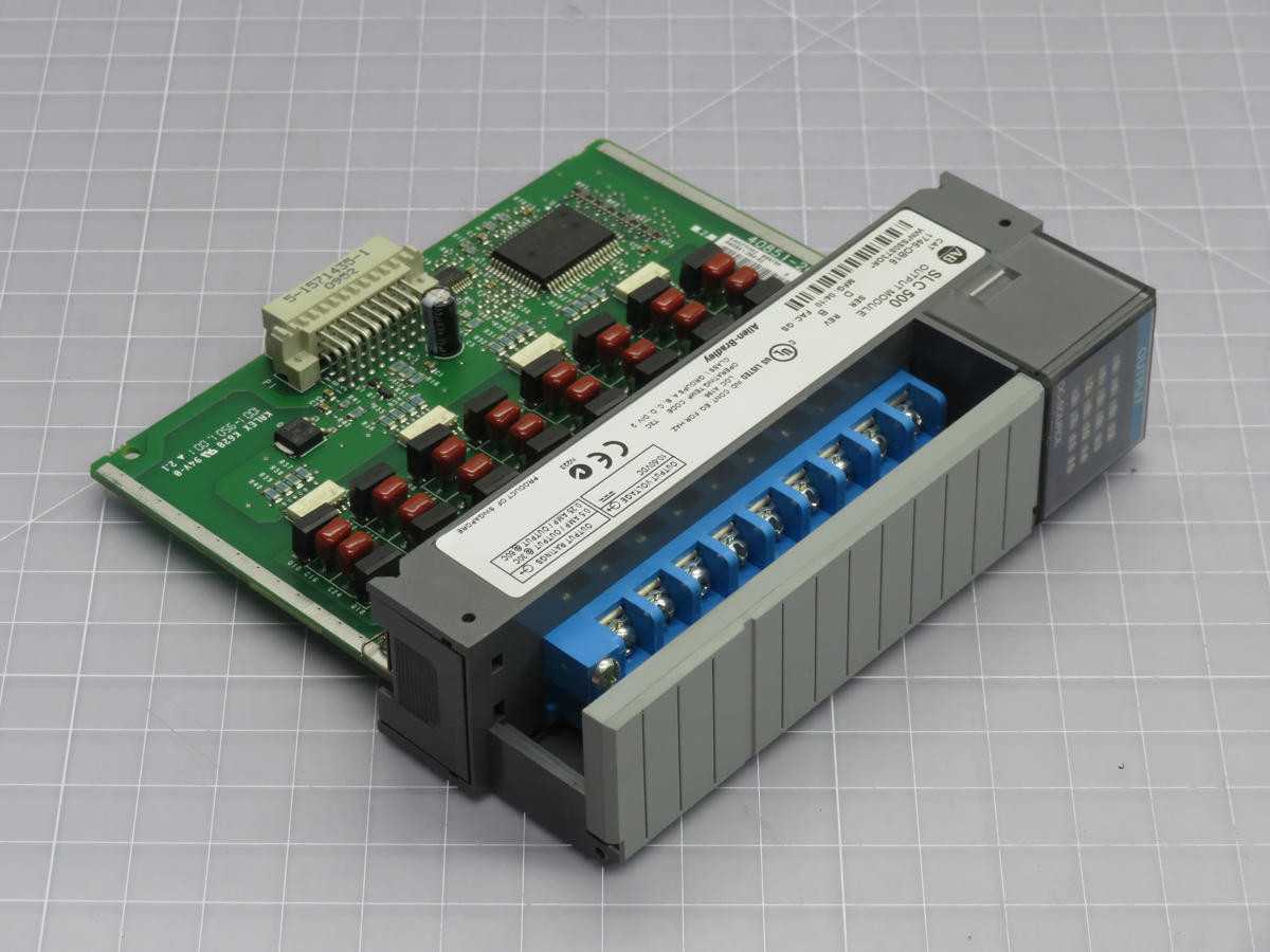 Allen Bradley SLC500 1746-OB16 Output Module T214726 - Reliable Performance - AUTOMATION & CONTROLS