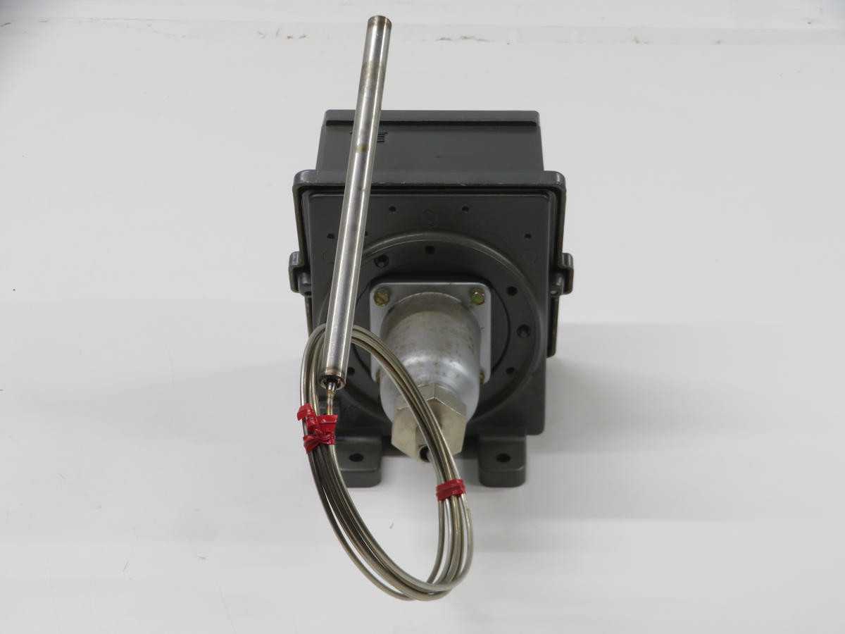 UNITED ELECTRIC F402-4BS TEMPERATURE SWITCH T210473 - TEMPERATURE CONTROL COMPONENTS
