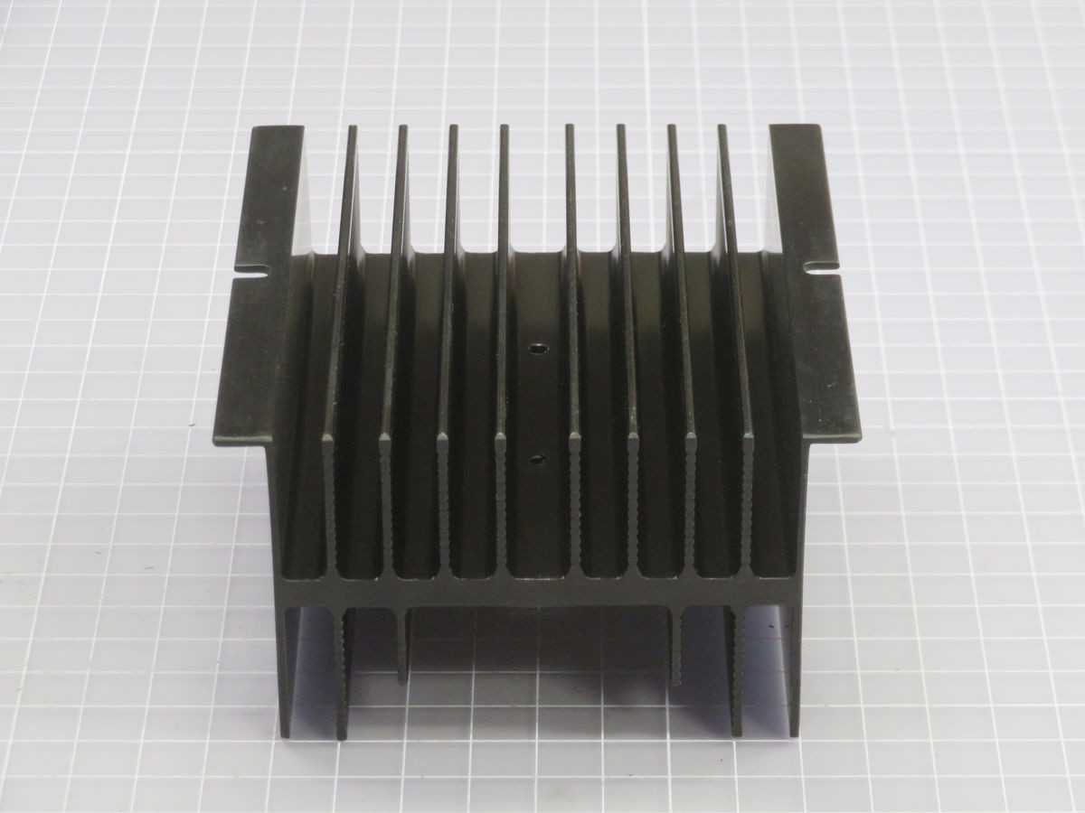 Lot Of 10 Dayton 1EJL4 Heatsink T260637 Units For Efficient Cooling - CUT-TO-LENGTH LINES